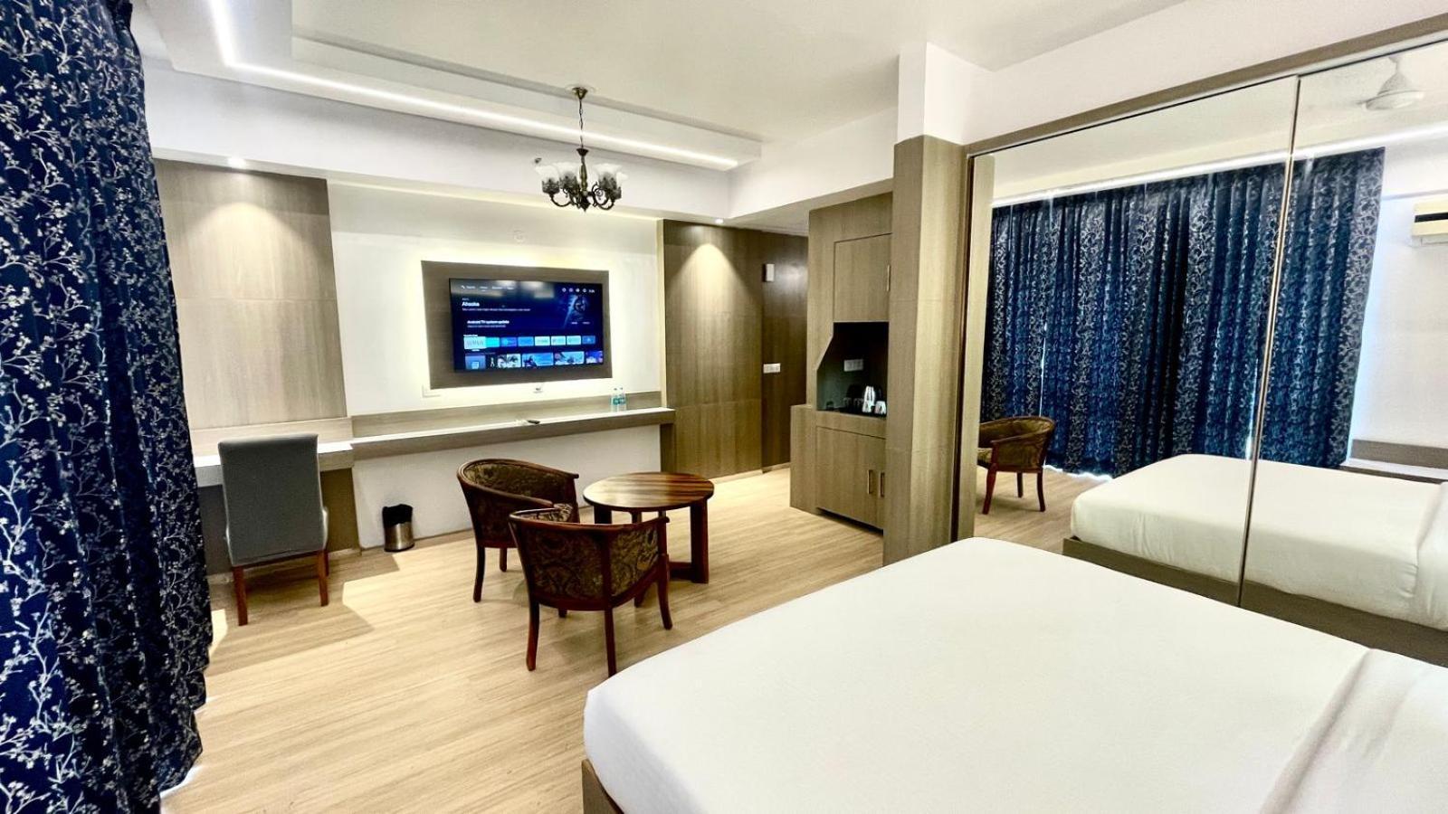 The Grace Residency - Gomtinagar, Lucknow Aparthotel Exterior foto