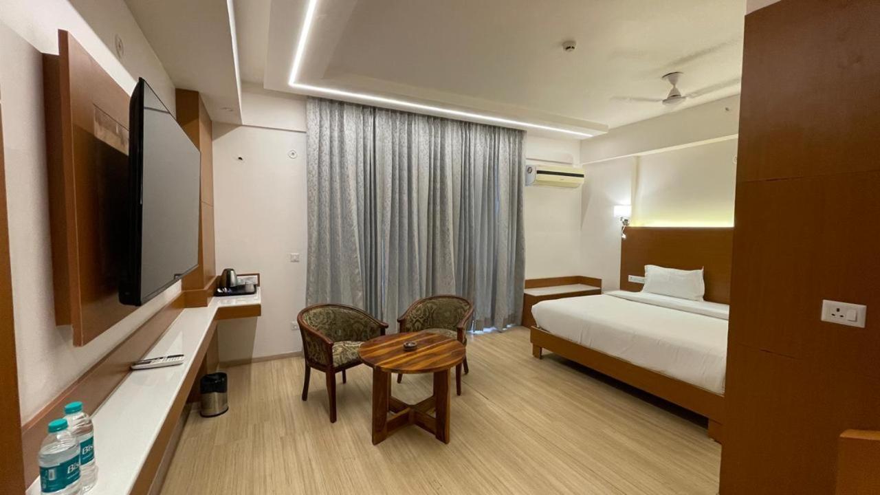 The Grace Residency - Gomtinagar, Lucknow Aparthotel Exterior foto